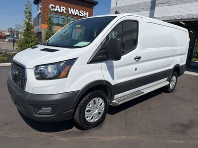 2025 Ford Transit-250 — side profile view