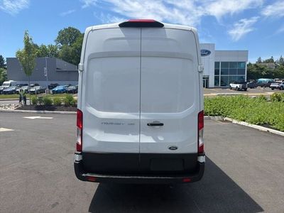 2023 Ford Transit-250 — detail view