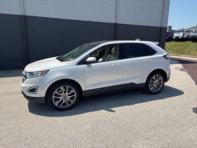 2016 Ford Edge — detail view