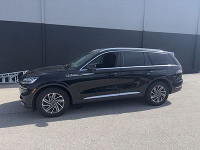 2023 Lincoln Aviator — side profile view