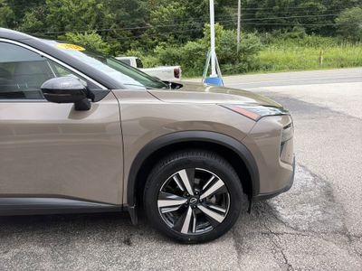 2024 Nissan Rogue — detail view