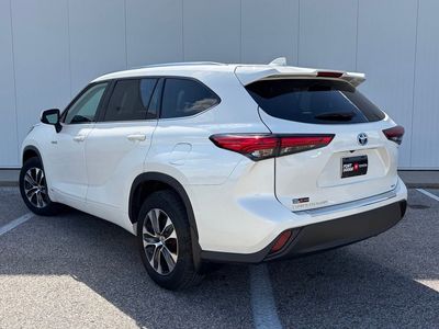 2021 Toyota Highlander Hybrid — rear three-quarter view