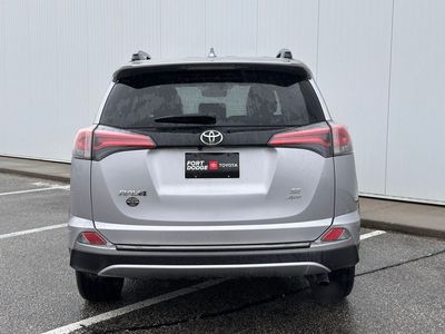 2018 Toyota RAV4 — detail view