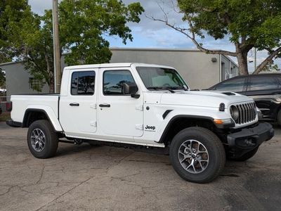 2026 Jeep Gladiator — side profile view