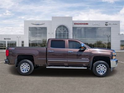 2016 Chevrolet Silverado 2500Hd — side profile view