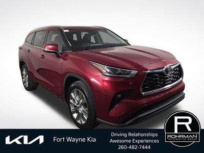 2021 Toyota Highlander — interior view
