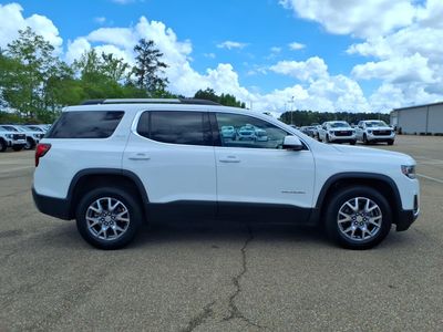 2020 GMC Acadia — rear three-quarter view