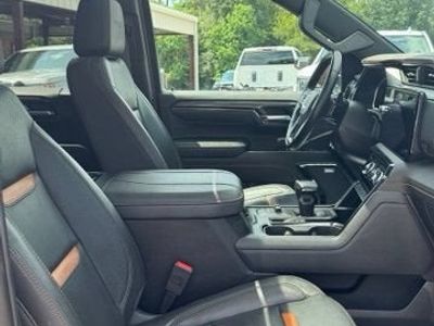 2023 GMC Sierra 1500 — interior view
