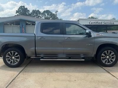 2020 Chevrolet Silverado 1500 — rear three-quarter view