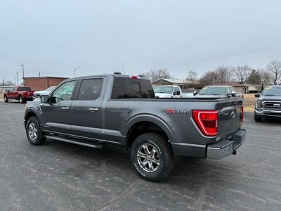 2021 Ford F-150 Crew Cab — rear three-quarter view