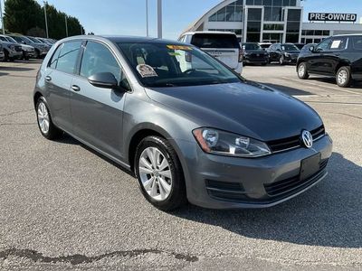 2015 Volkswagen Golf — rear three-quarter view