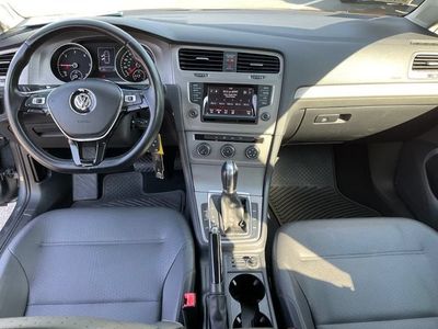 2015 Volkswagen Golf — interior view