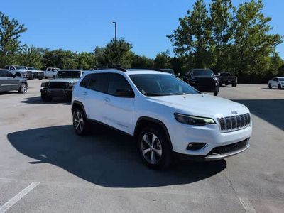 2022 Jeep Cherokee — side profile view