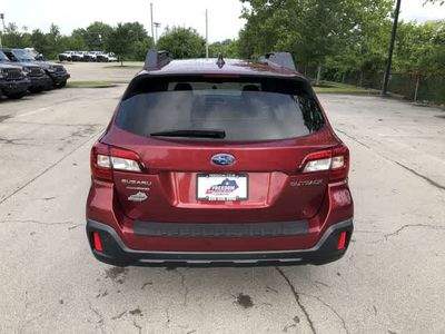 2019 Subaru Outback — detail view