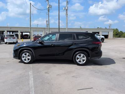 2023 Toyota Highlander — detail view