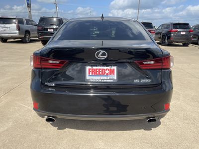 2014 Lexus IS 250 — detail view
