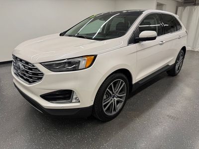 2019 Ford Edge — interior view