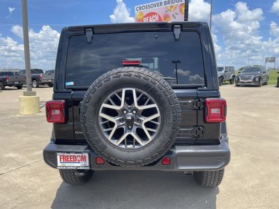 2025 Jeep Wrangler — detail view