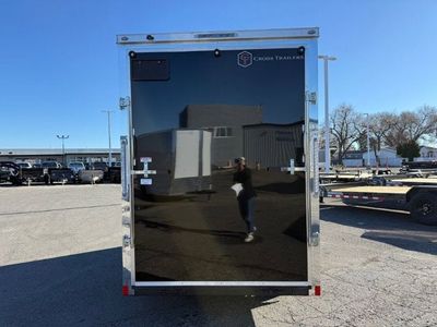26 CROSS ENCLOSED CARGO — detail view
