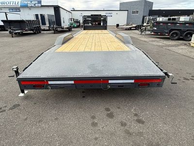 26 LAMAR GOOSE EQ HAULER — interior view