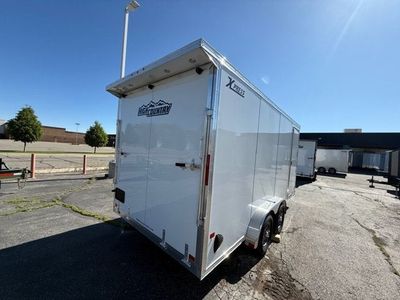25 ALCOM ENCLOSED CARGO — interior view