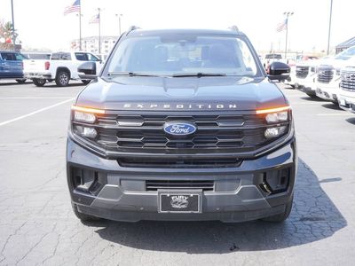 2025 Ford Expedition — detail view