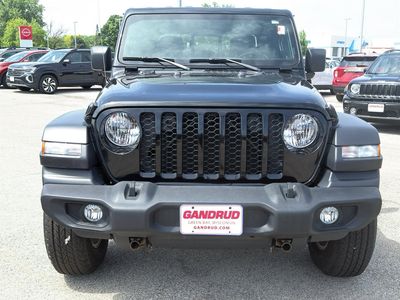 2020 Jeep Gladiator — rear three-quarter view