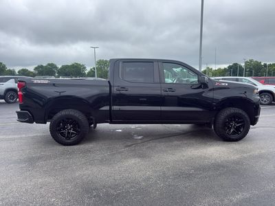 2020 Chevrolet Silverado 1500 — rear three-quarter view