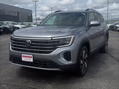 2024 Volkswagen Atlas — side profile view