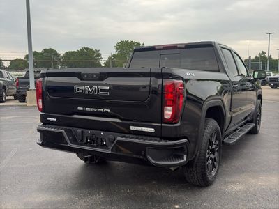 2024 GMC Sierra 1500 — detail view