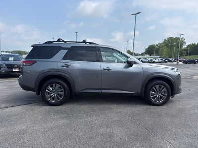 2023 Nissan Pathfinder — interior view