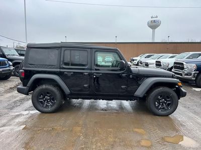 2025 Jeep Wrangler — side profile view
