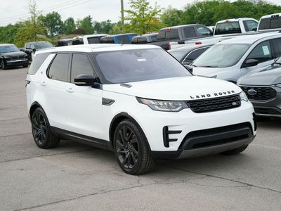 2018 Land Rover Discovery — rear three-quarter view