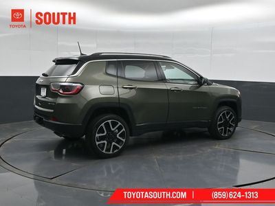 2018 Jeep Compass — side profile view