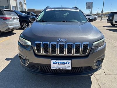 2022 Jeep Cherokee — side profile view