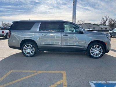 2023 Chevrolet Suburban — detail view