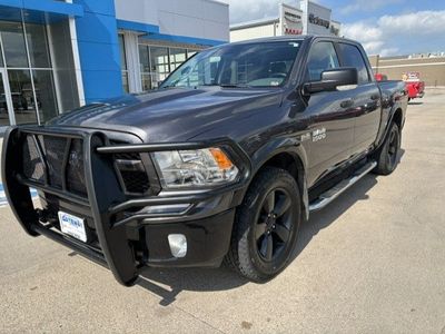 2016 RAM 1500 — side profile view