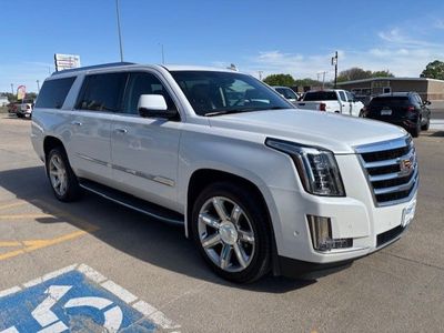 2017 Cadillac Escalade ESV — interior view