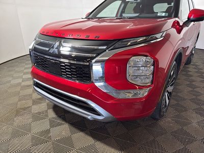 2026 Mitsubishi Outlander — side profile view