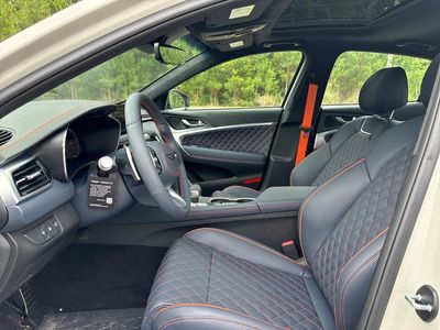 2026 Genesis G70 — detail view