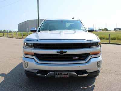 2018 Chevrolet Silverado 1500 — interior view