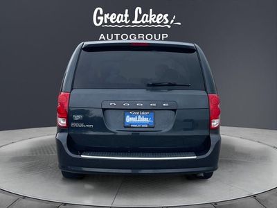 2014 Dodge Grand Caravan — interior view