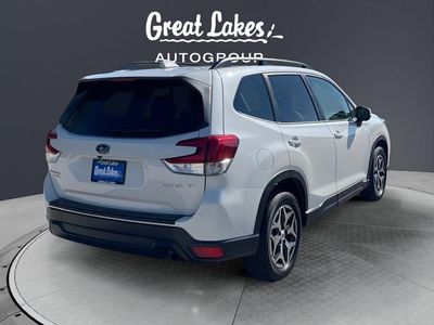 2020 Subaru Forester — detail view