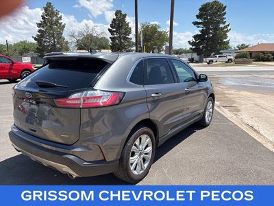 2022 Ford Edge — detail view