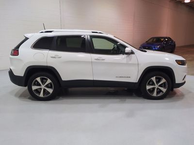 2020 Jeep Cherokee — side profile view
