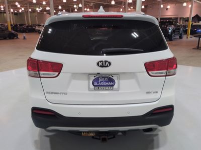 2017 Kia Sorento — interior view