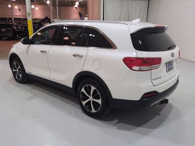 2017 Kia Sorento — detail view