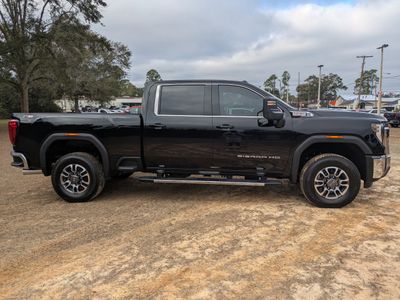 2025 GMC Sierra 2500 HD — interior view