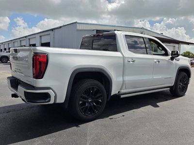 2021 GMC Sierra 1500 — detail view