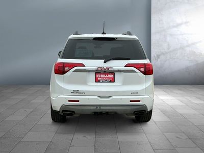 2019 GMC Acadia — detail view